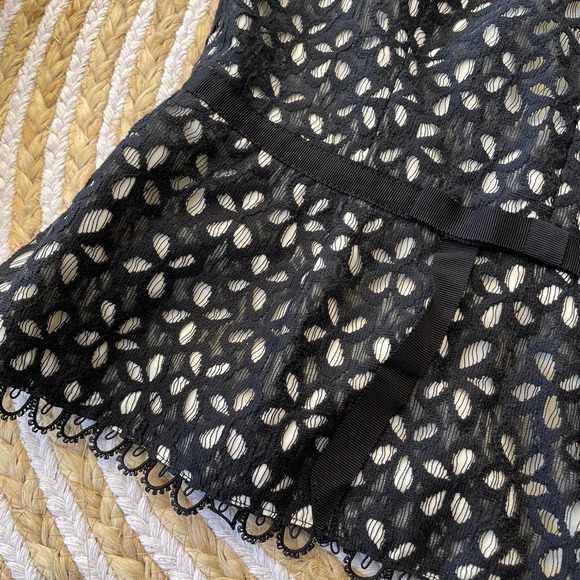 Milly Of New York Women's Lace Floral Leaf Strap Sexy Cami Tank Top Size 4 - Picture 2 of 10